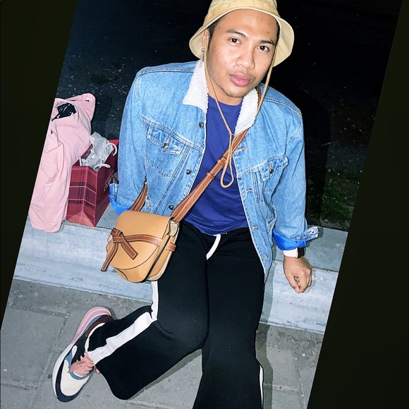 Meet your Posher, Kevin - Picture 3 of 3